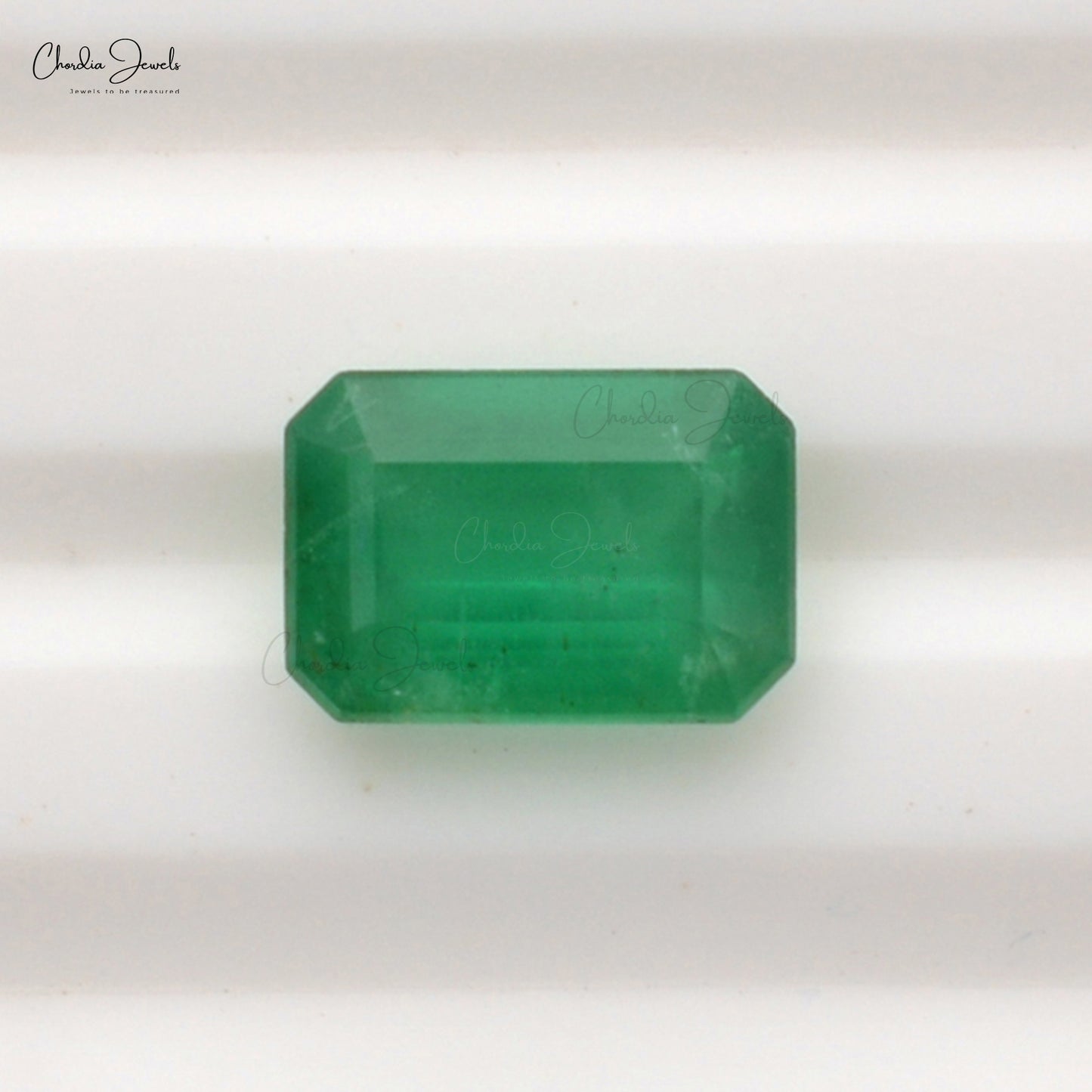 Octagon Cut 1.9 Carat Emerald Precious Gemstone for Sale, 1 Piece