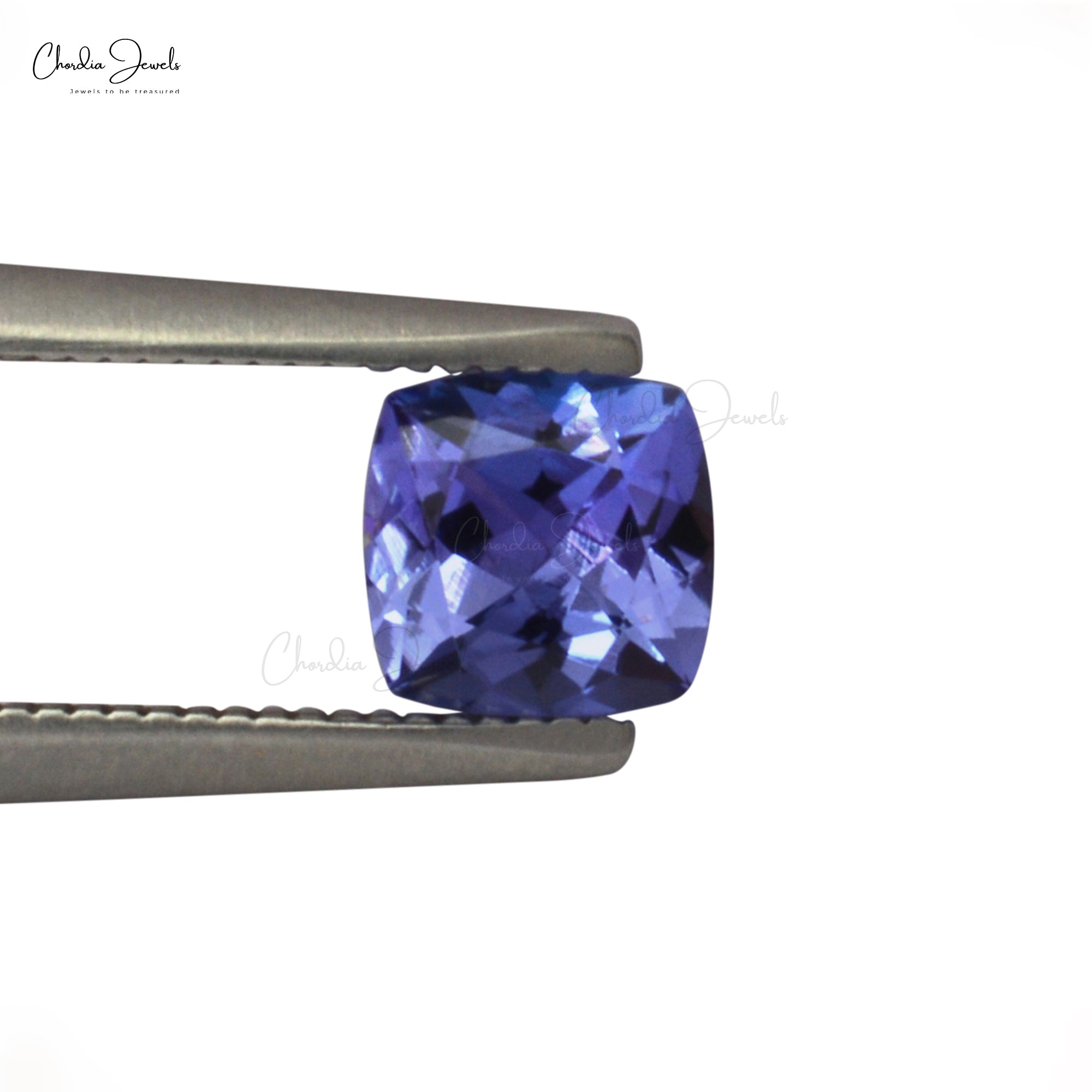 Natural Tanzanite, cabochon high quality cushion 10,70x10,40 mm, h.mm.6,94, cts.6,94