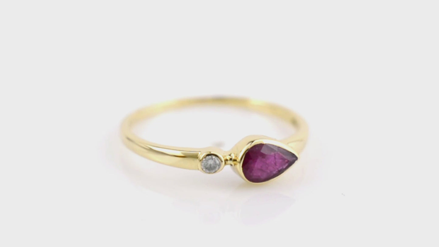 Load and play video in Gallery viewer, Buy Red Ruby Gemstone Ring
