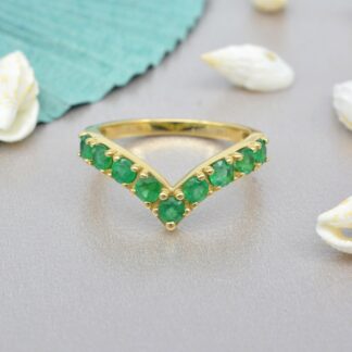 Chevron Gemstone Ring with 3mm Emerald May Birthstone Certified Rings In 14k Yellow Gold
