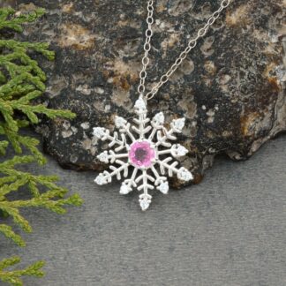 Top Quality 0.55 Ct Pink Sapphire 925 Sterling Silver Snow Flake Zircon Pendant Necklace