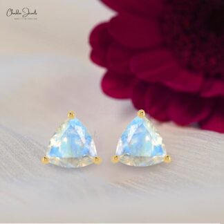 Basket Set 4mm Natural Rainbow Moonstone Stud Earrings in Solid Gold