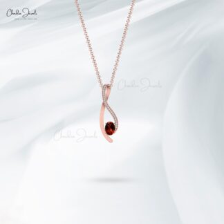 Garnet Curve Pendant in 14K Gold with Round Diamond