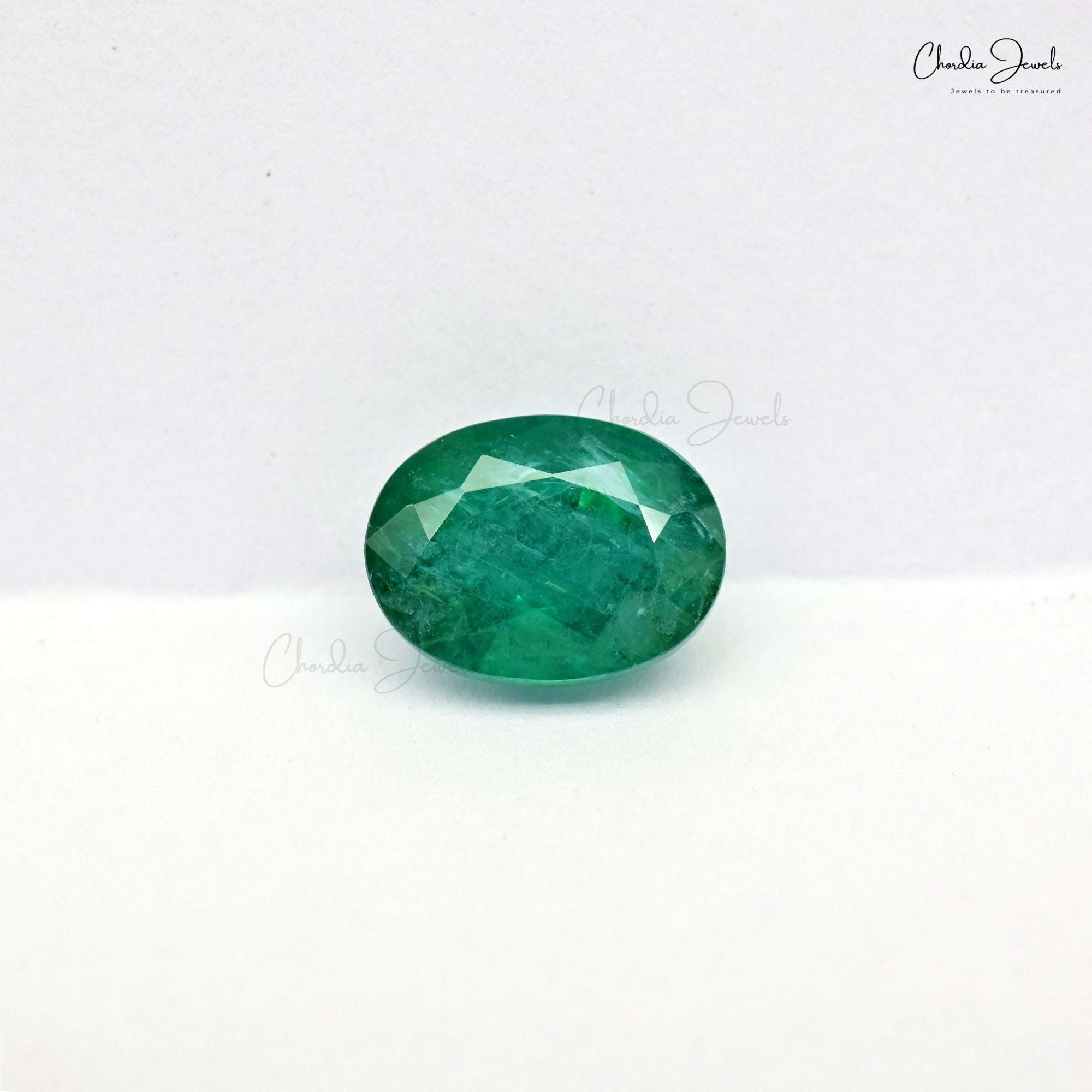 Wholesale Lot of Natural Emerald Oval Cut Gemstone 4.56 Ct, 1 Piece