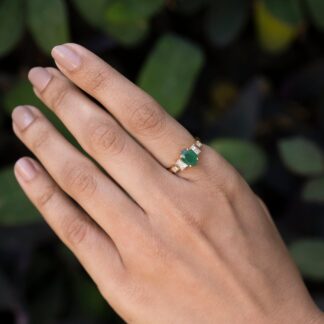 Real 18k Yellow Gold 7 Stone Ring With 7x4mm Emerald IGI Certified Diamond Wedding Rings